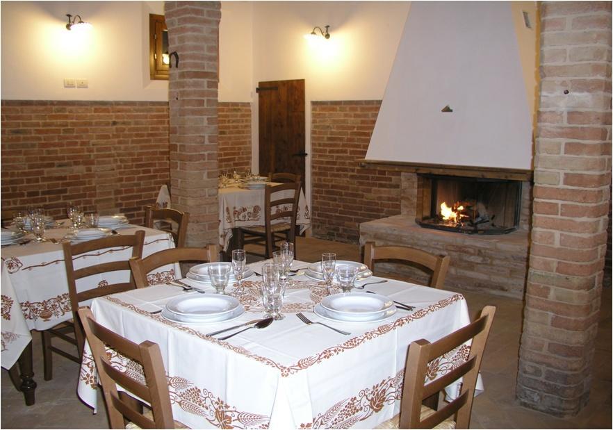 Agriturismo I Bosconi チェゼーナ エクステリア 写真