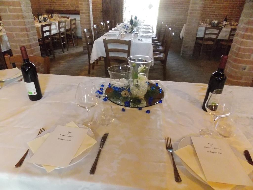 Agriturismo I Bosconi チェゼーナ エクステリア 写真