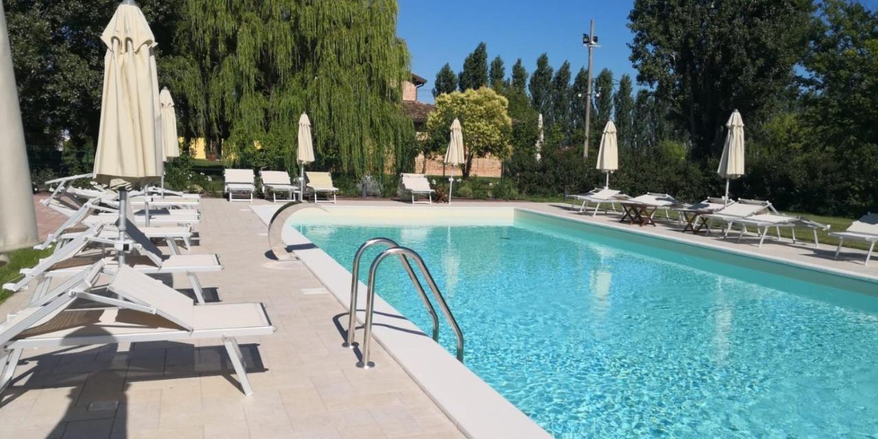Agriturismo I Bosconi チェゼーナ エクステリア 写真